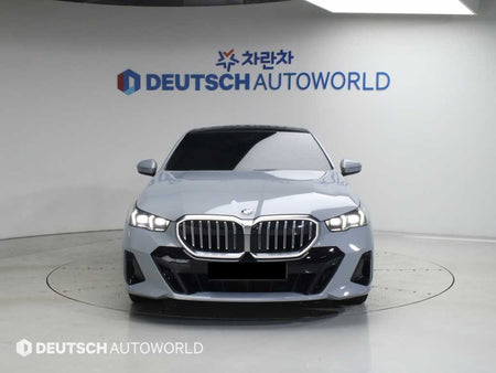 BMW 5-Series — photo 03