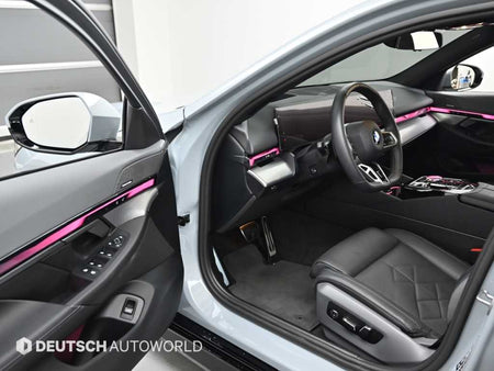 BMW 5-Series — photo 11