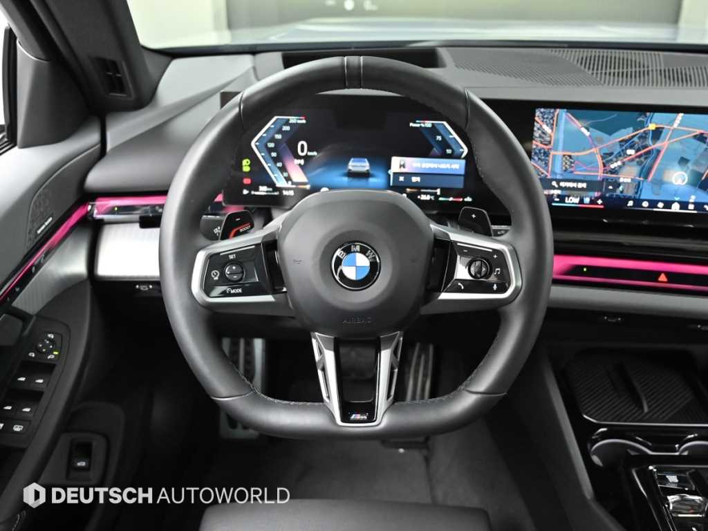 BMW 5-Series — photo 13
