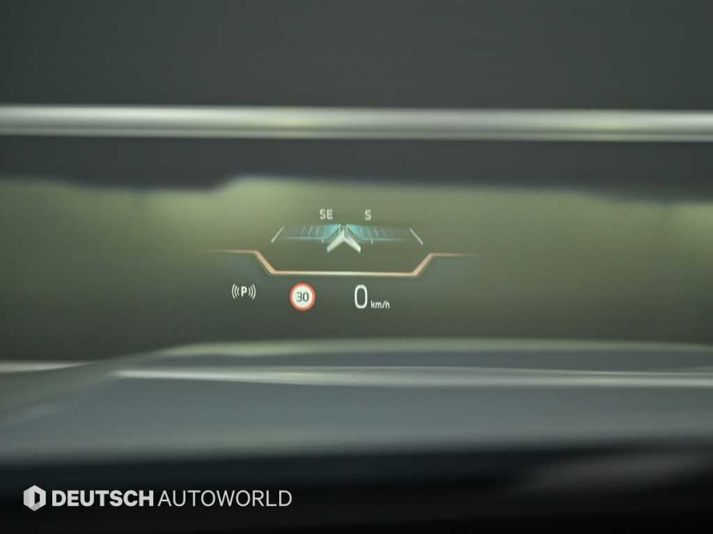 BMW 5-Series — photo 17