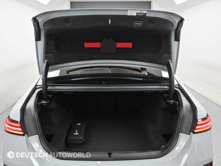 BMW 5-Series — photo 19