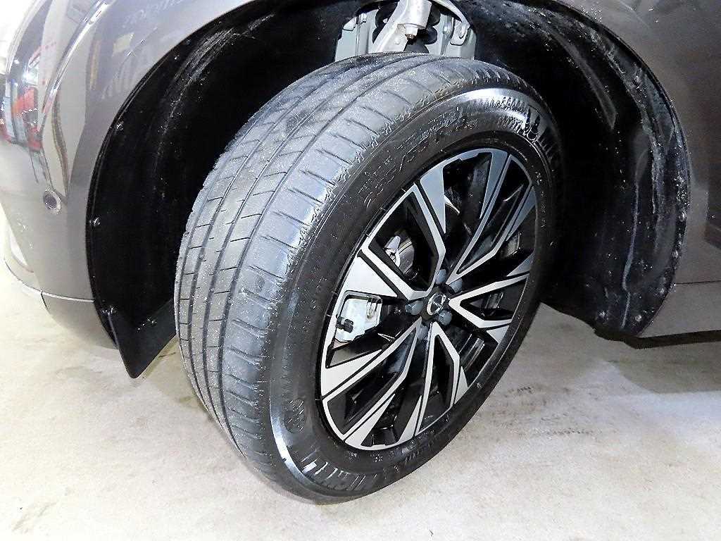 Volvo XC60 — photo 20