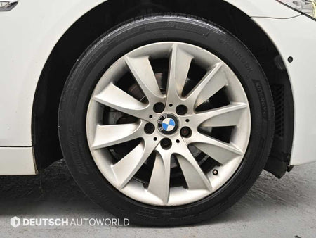 BMW 5-Series — photo 05