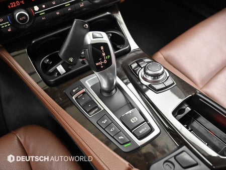 BMW 5-Series — photo 09