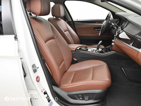 BMW 5-Series — photo 10