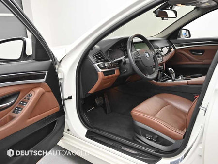 BMW 5-Series — photo 11