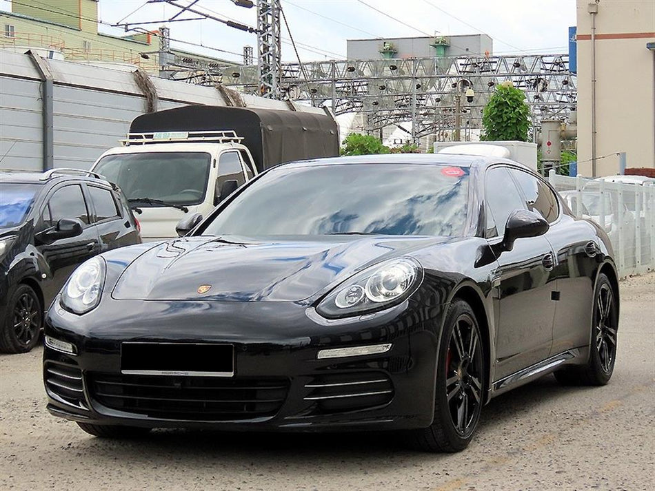 Porsche Panamera — photo 02
