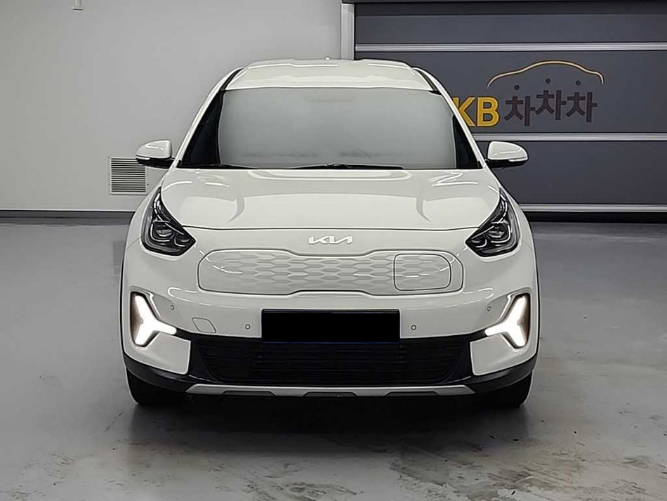 Kia Niro — photo 03