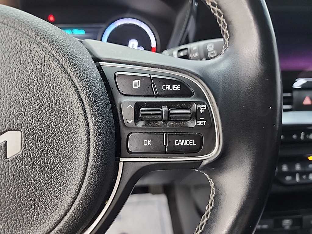 Kia Niro — photo 18