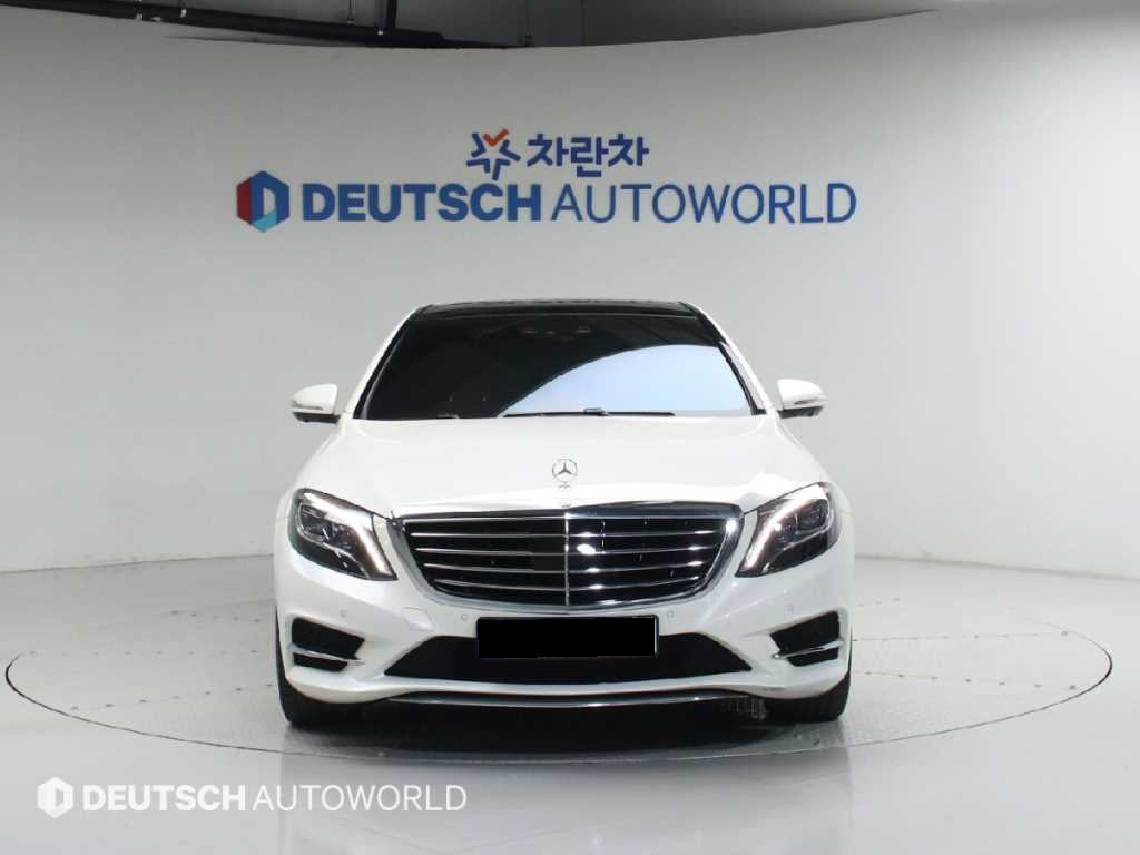 Mercedes-Benz S-Class — photo 01