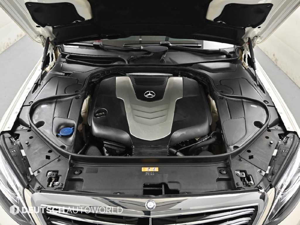 Mercedes-Benz S-Class — photo 06