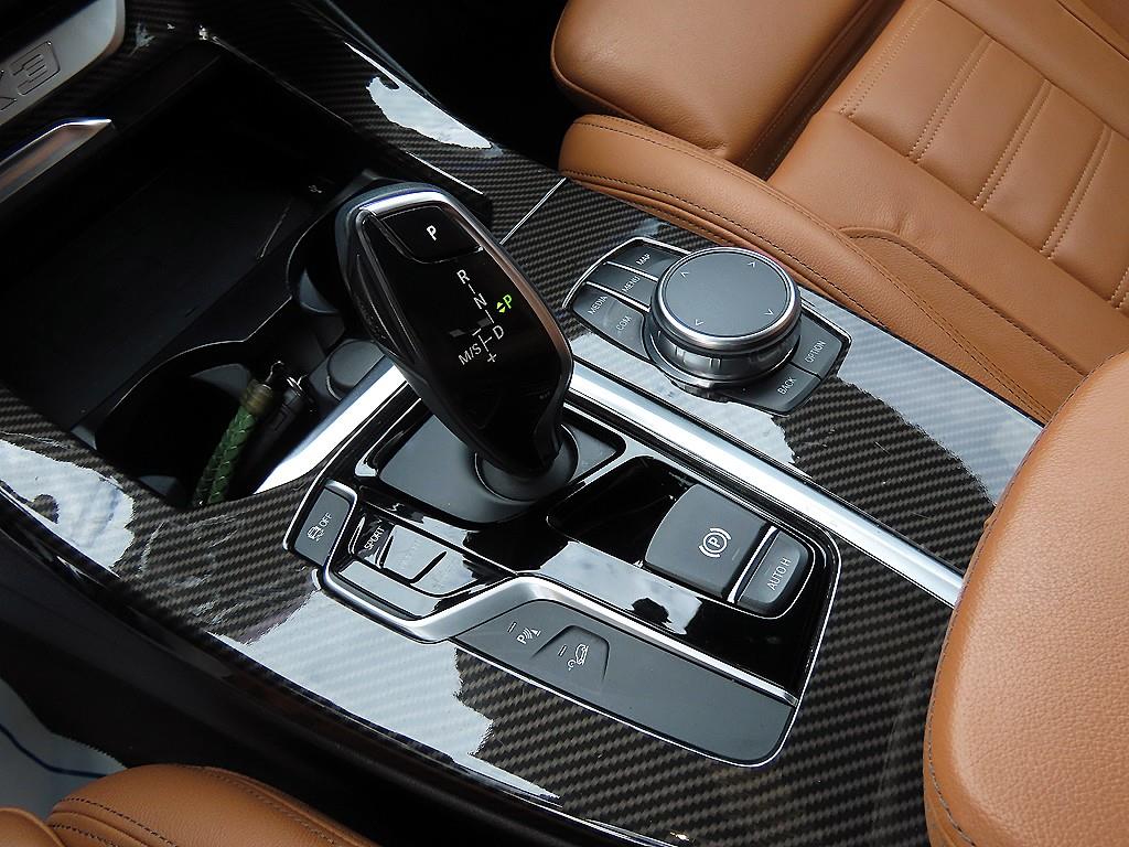 BMW X3 — photo 11