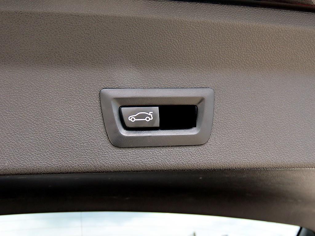 BMW X3 — photo 17