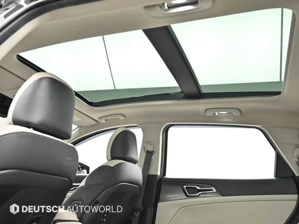 Kia Sportage — photo 18