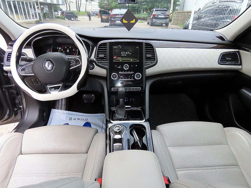 RENAULT SM6 — photo 07