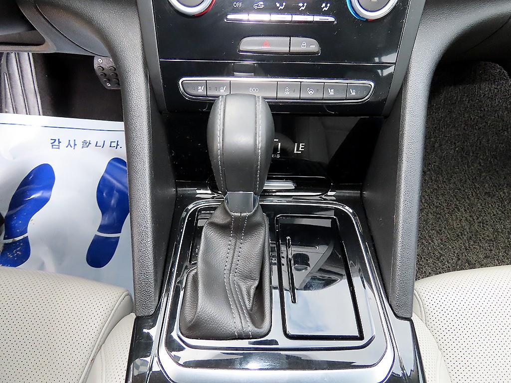 RENAULT SM6 — photo 10