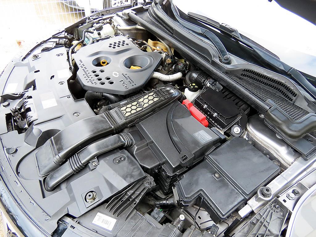 RENAULT SM6 — photo 19