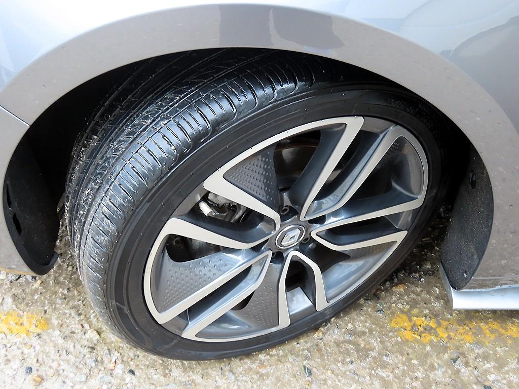 RENAULT SM6 — photo 20