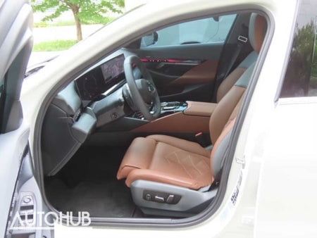 BMW 5-Series — photo 14