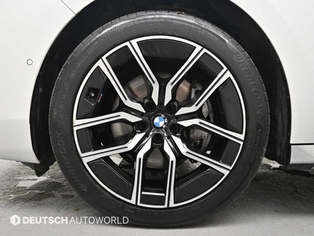 BMW 7-Series — photo 05