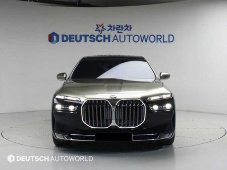 BMW 7-Series — photo 03