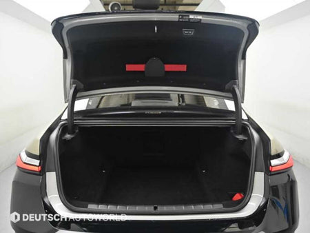 BMW 7-Series — photo 19