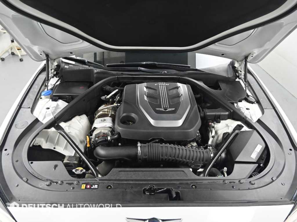 Genesis G80 — photo 06