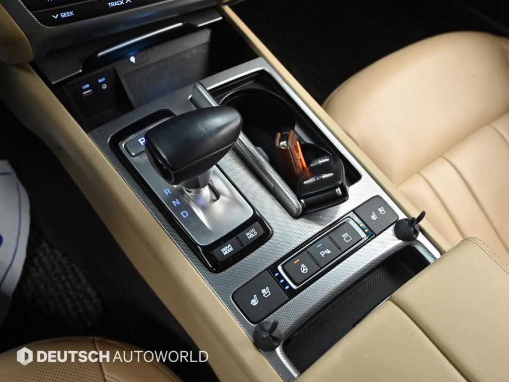Genesis G80 — photo 09