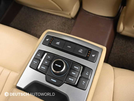 Genesis G80 — photo 16