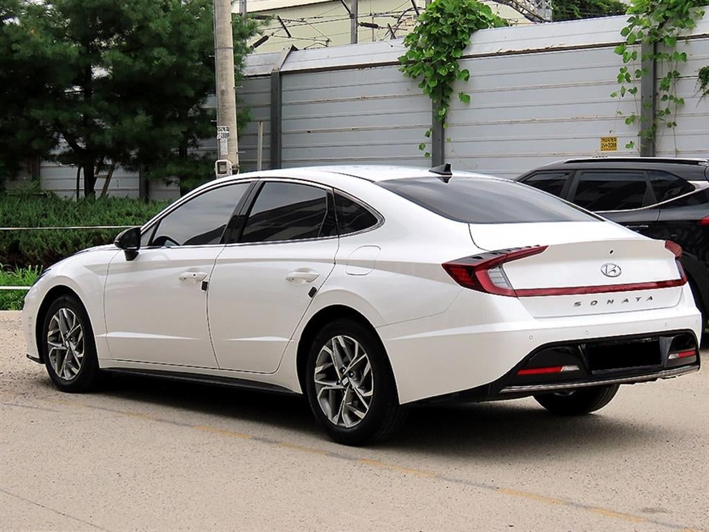 Hyundai Sonata — photo 03