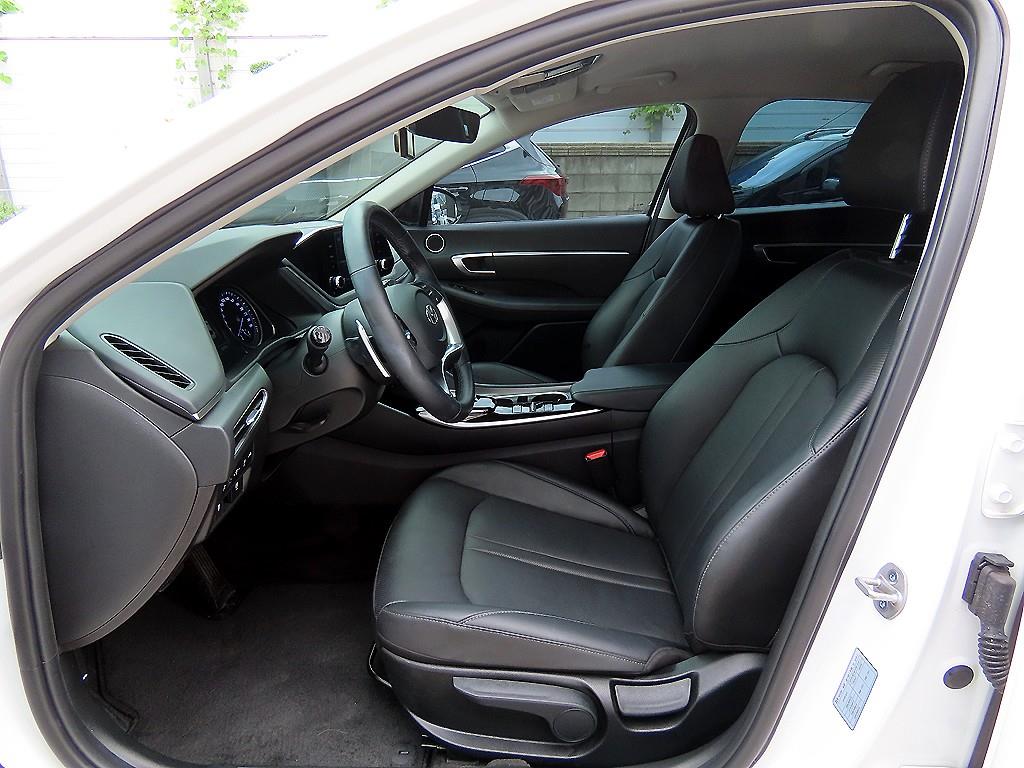 Hyundai Sonata — photo 05
