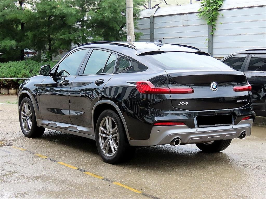 BMW X4 — photo 03