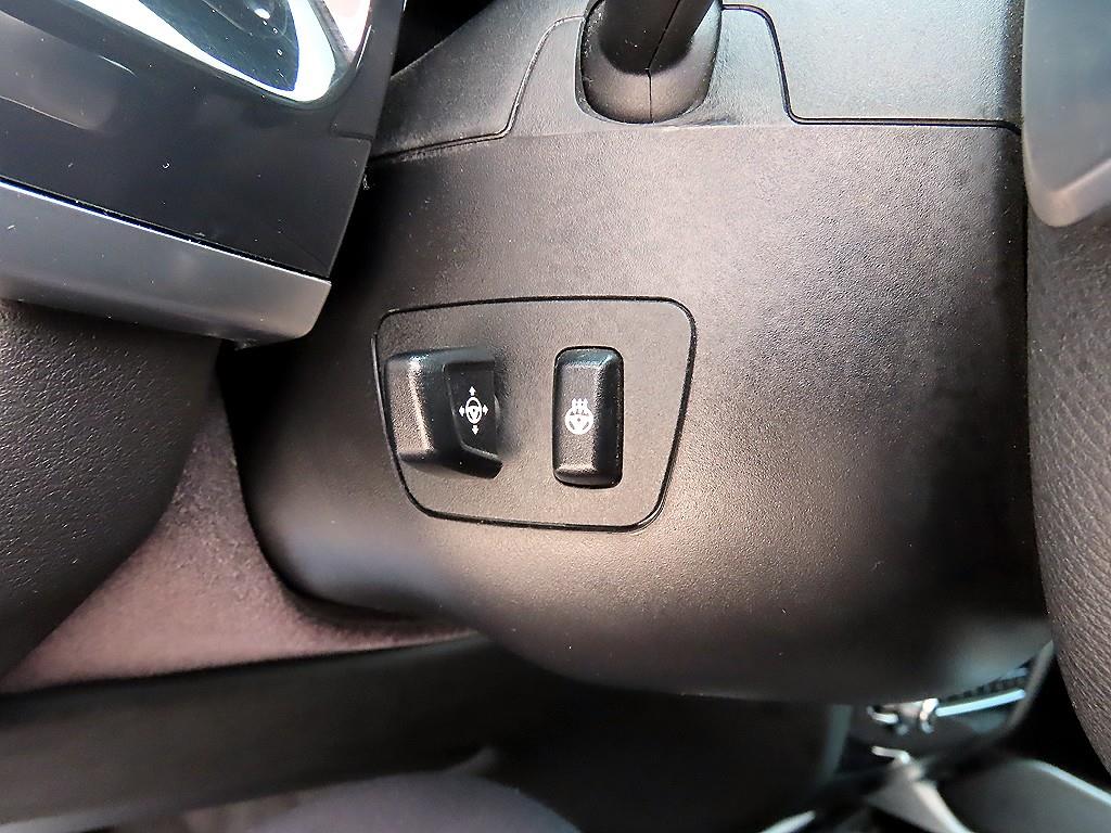 BMW X6 — photo 13