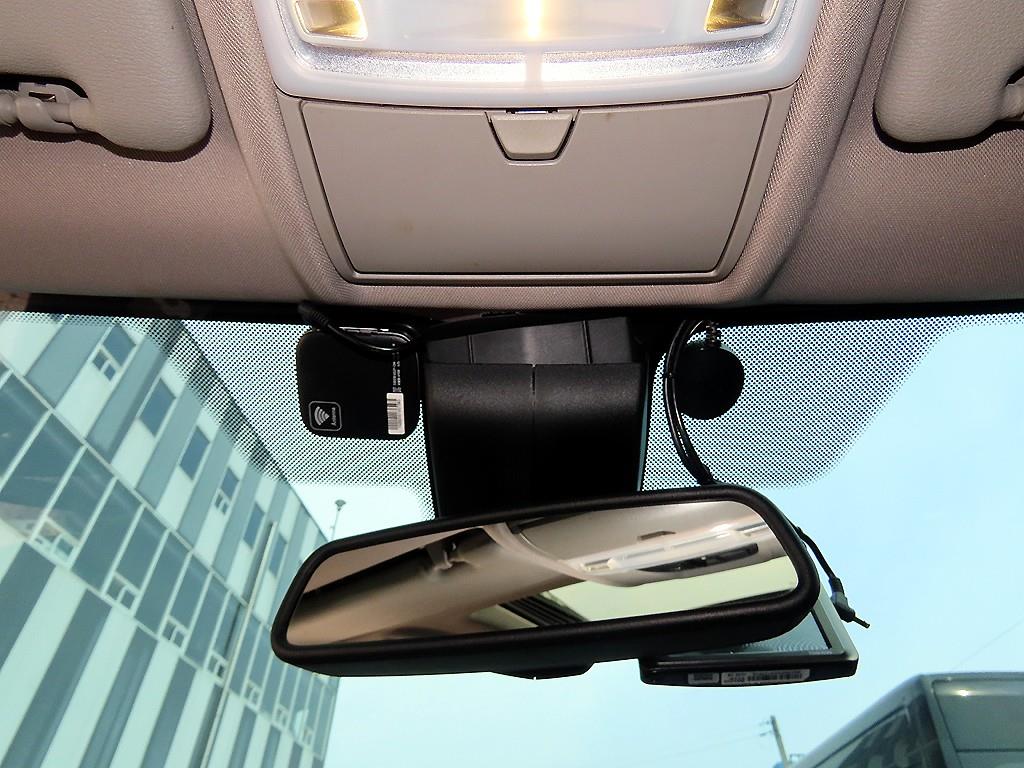 BMW X6 — photo 16