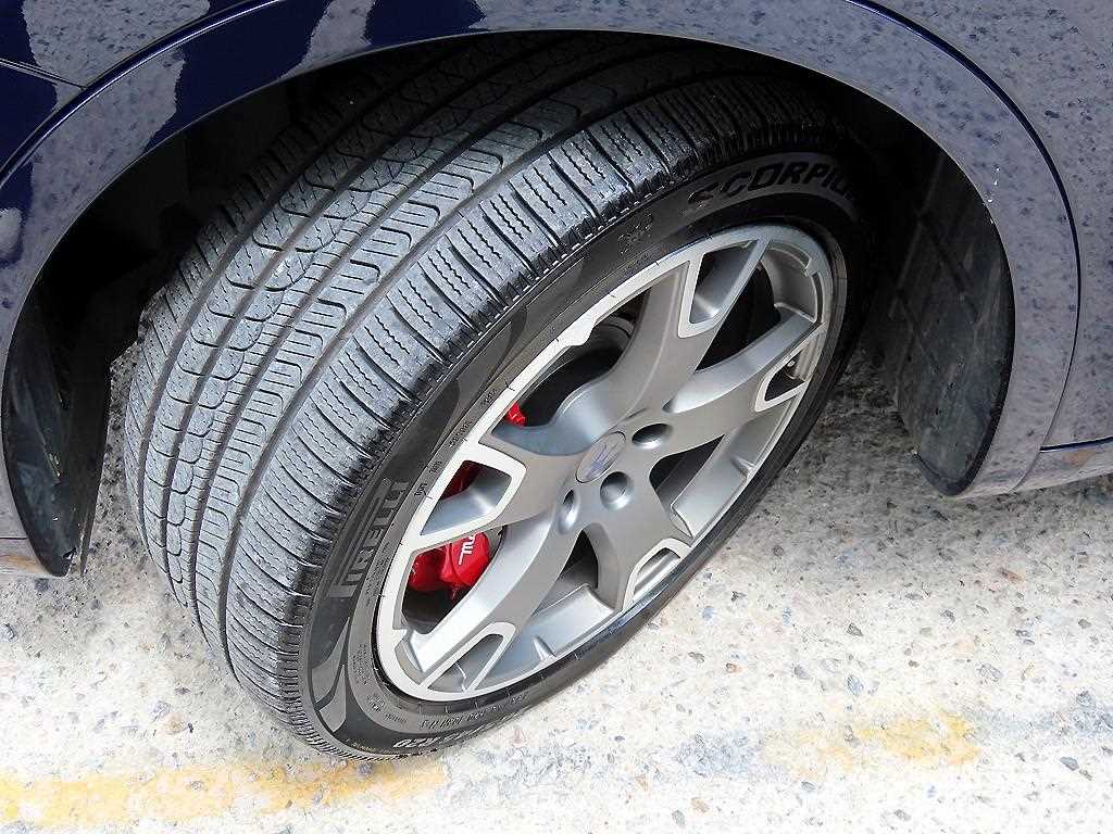 Maserati Levante — photo 20
