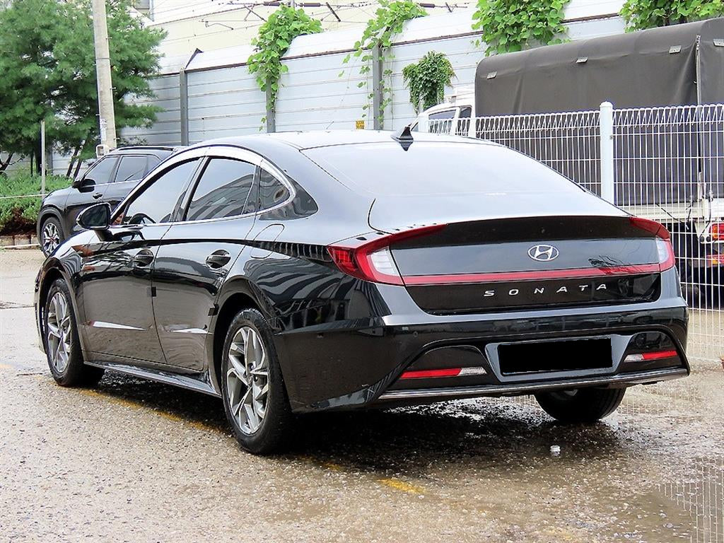 Hyundai Sonata — photo 03
