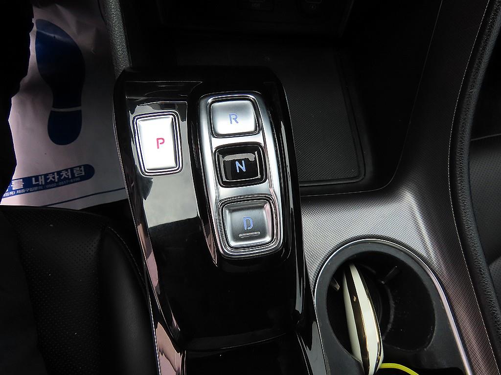 Hyundai Sonata — photo 10