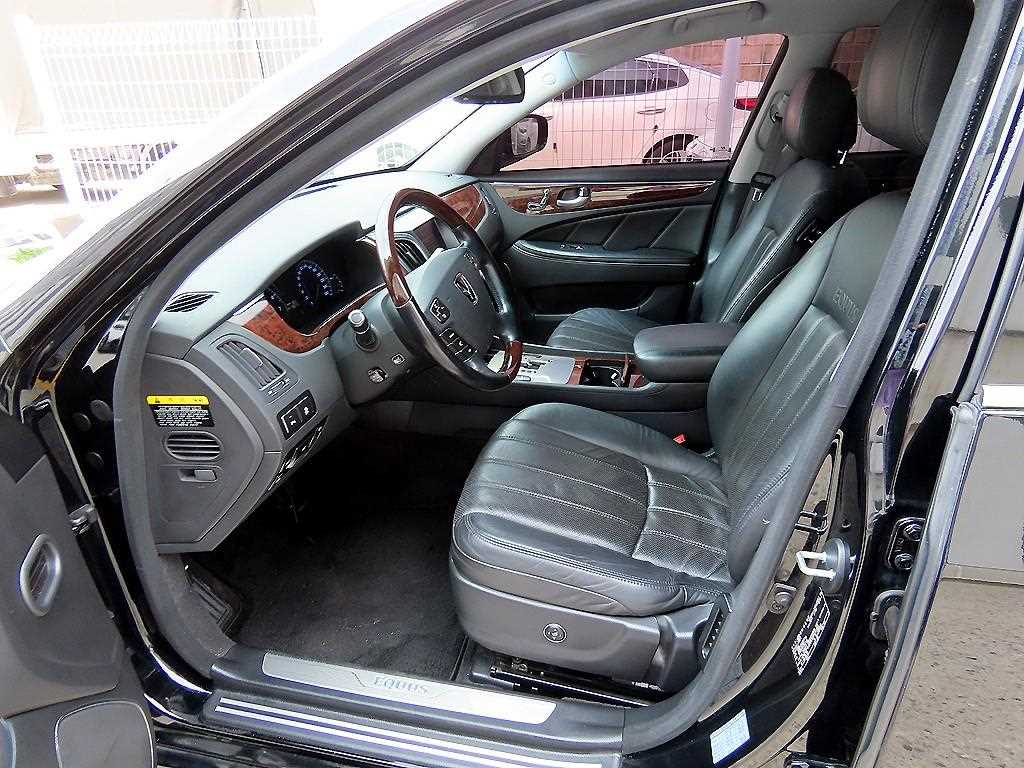 Hyundai Equus — photo 05