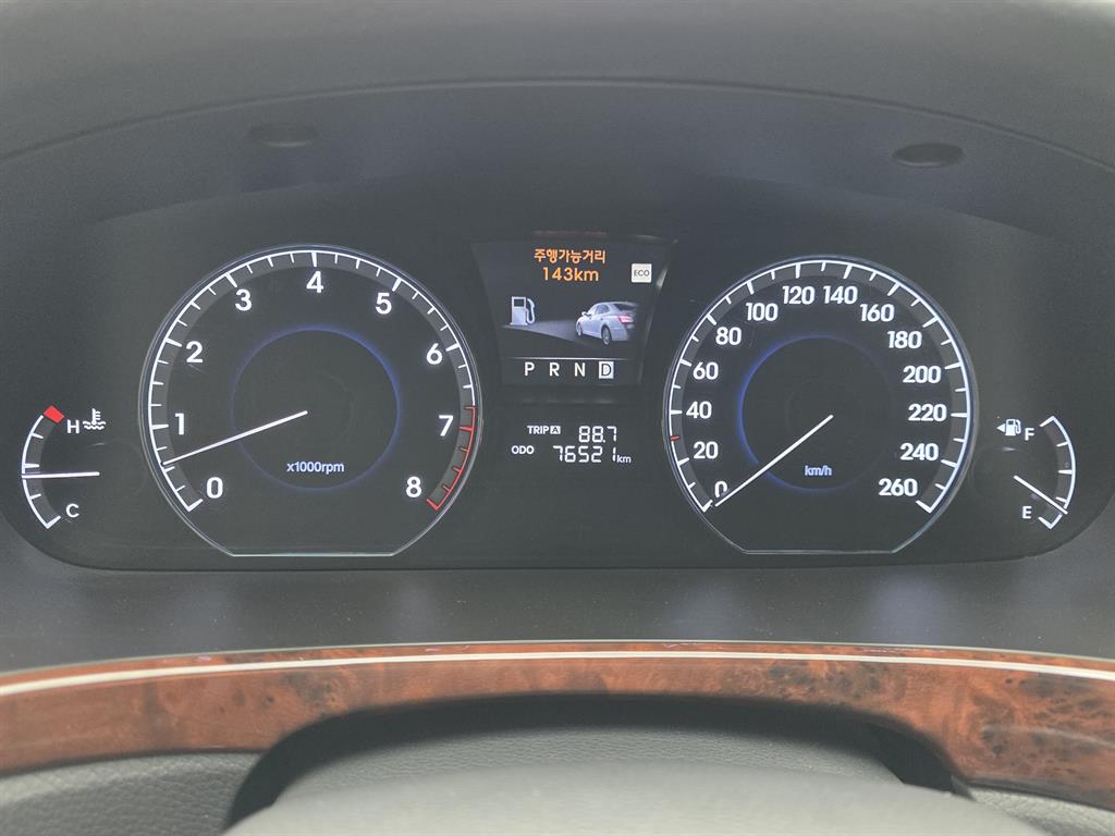 Hyundai Equus — photo 20