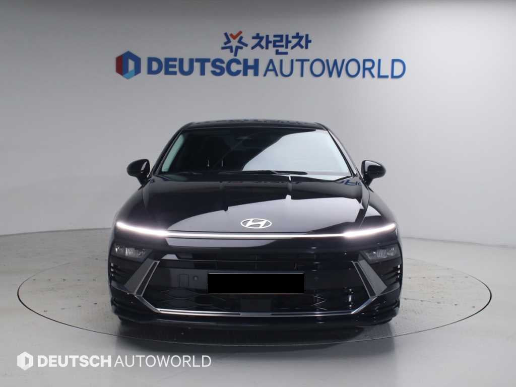 Hyundai Sonata — photo 03