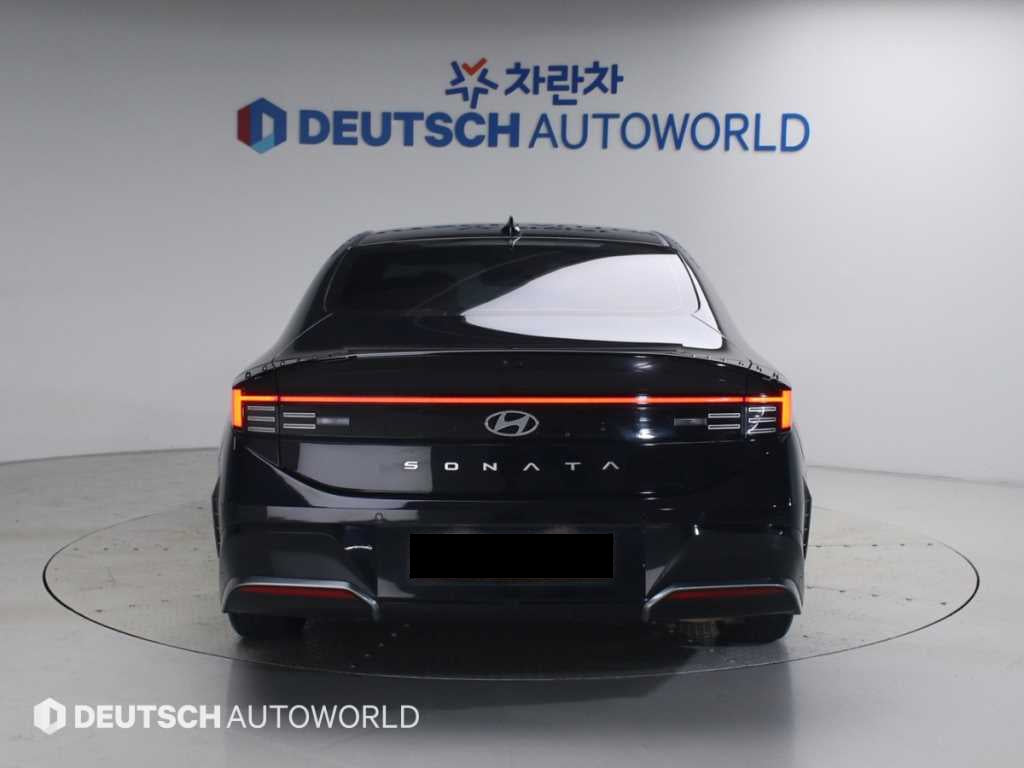 Hyundai Sonata — photo 04