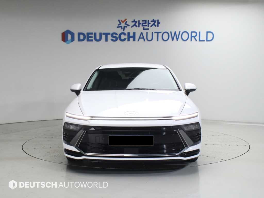 Hyundai Sonata — photo 03