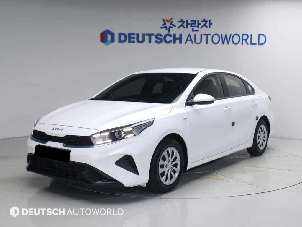 Kia K3 — photo 01