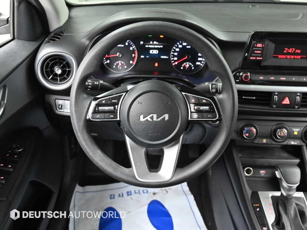 Kia K3 — photo 13