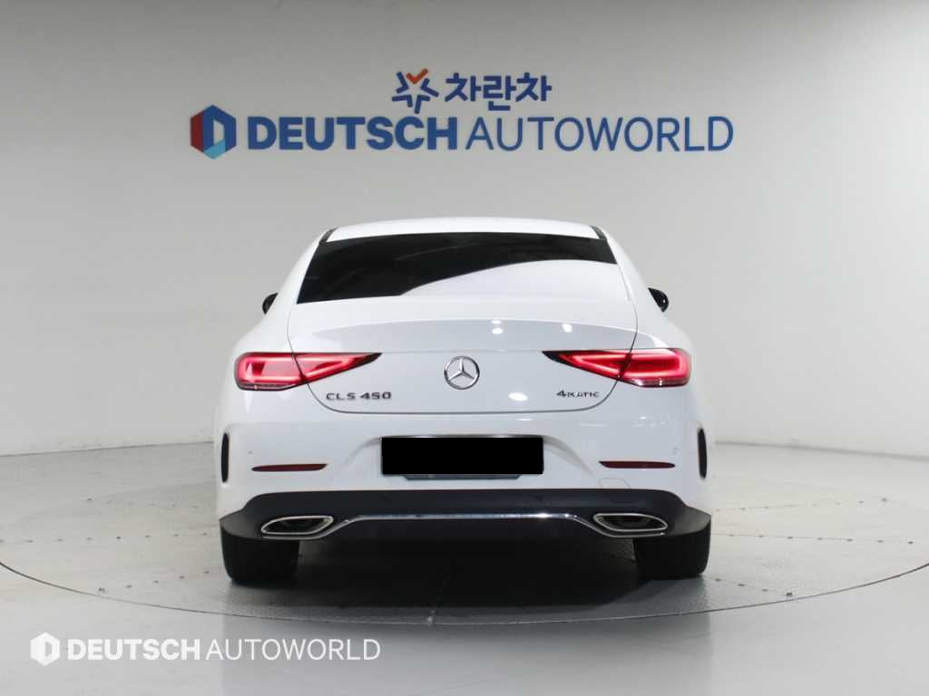 Mercedes-Benz CLS-Class — photo 04