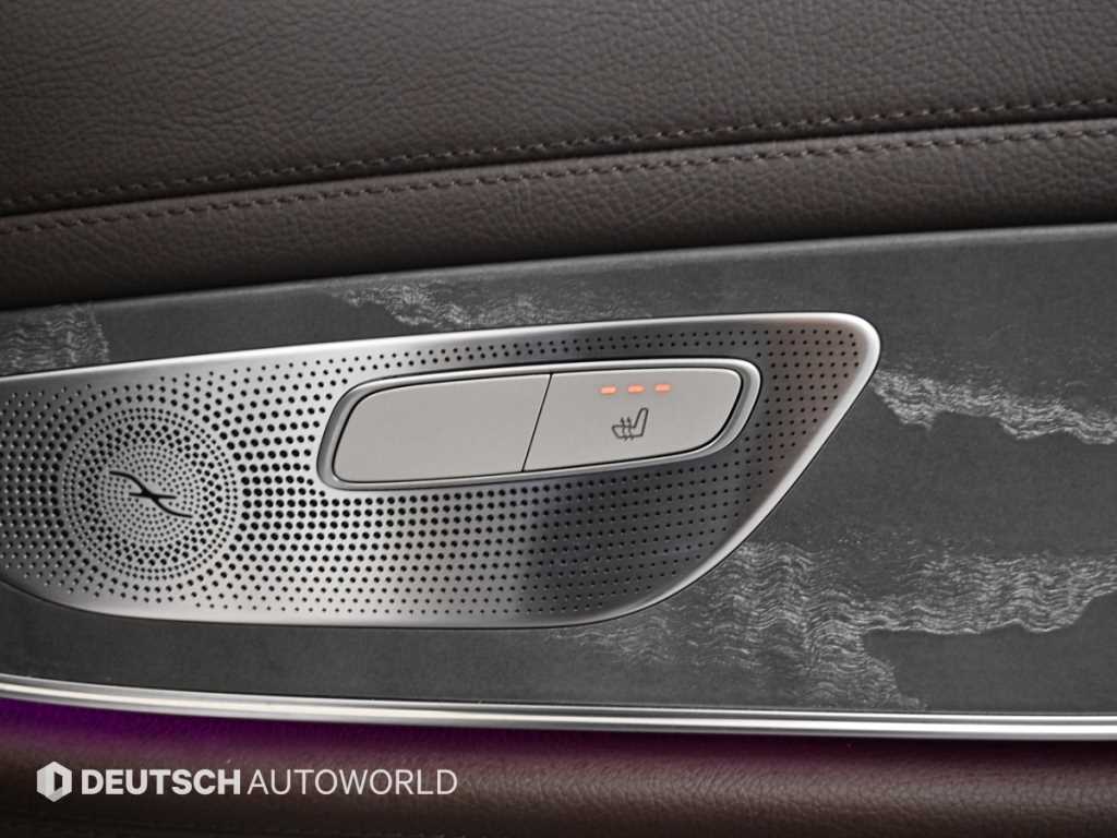 Mercedes-Benz CLS-Class — photo 16