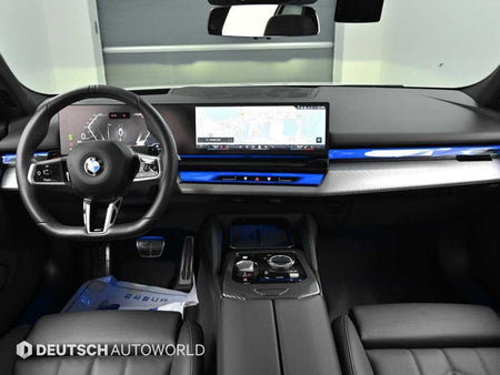 BMW 5-Series — photo 07