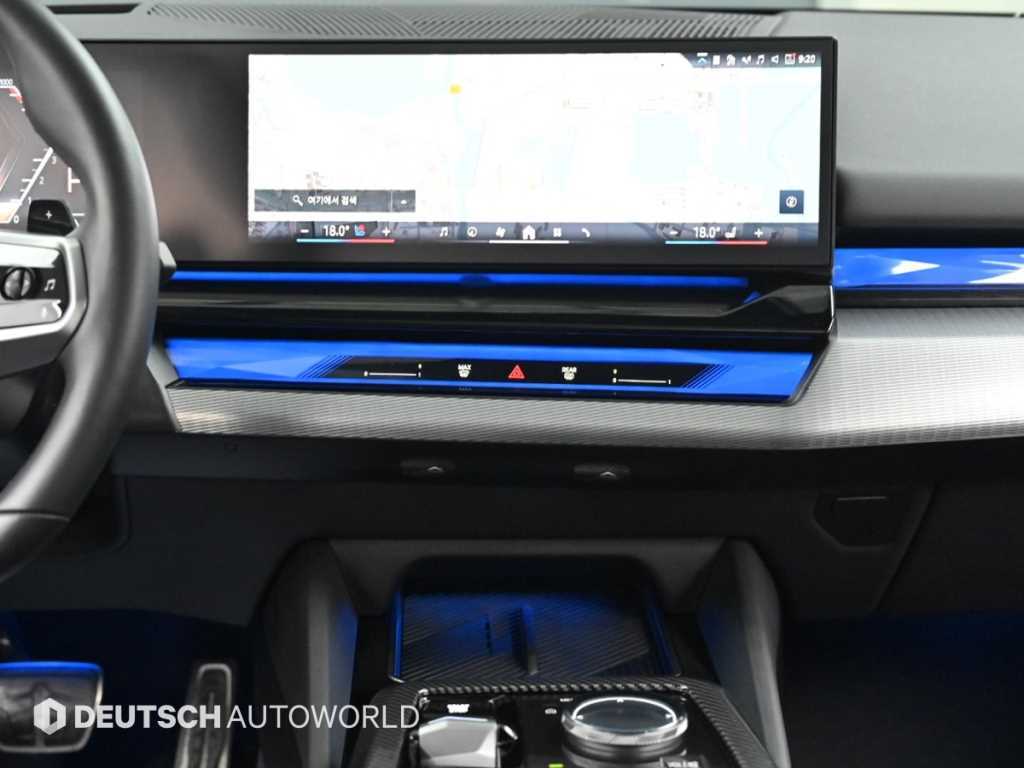 BMW 5-Series — photo 14