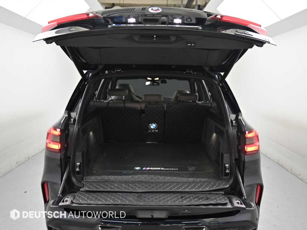 BMW X5M — photo 05