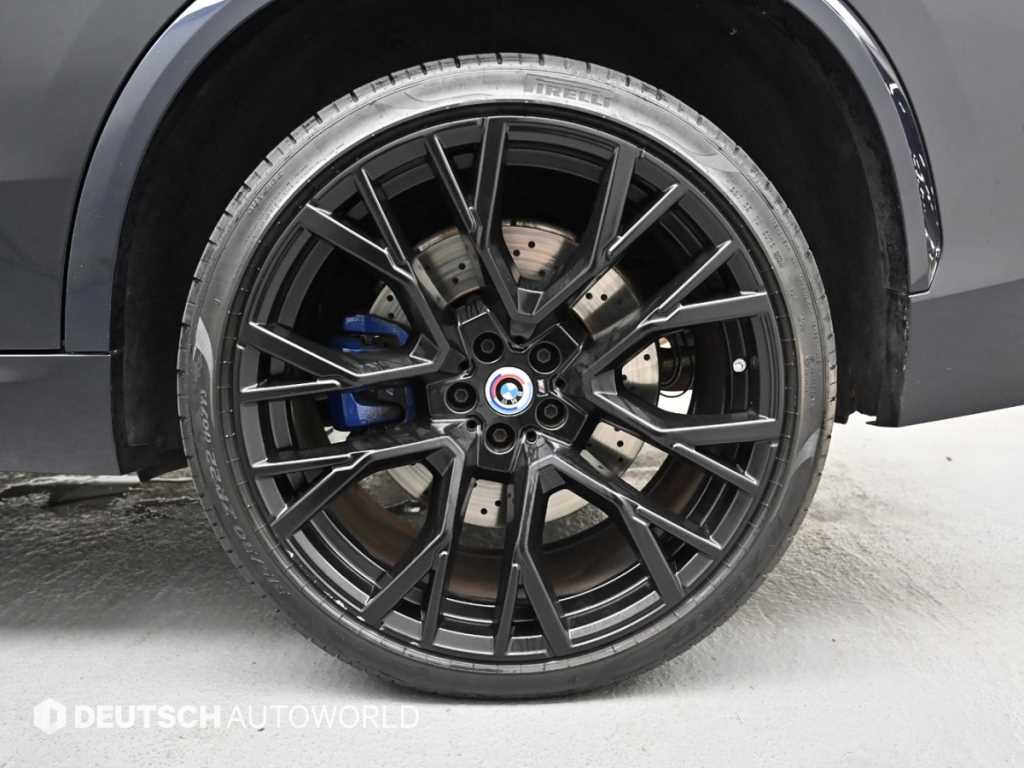 BMW X5M — photo 06